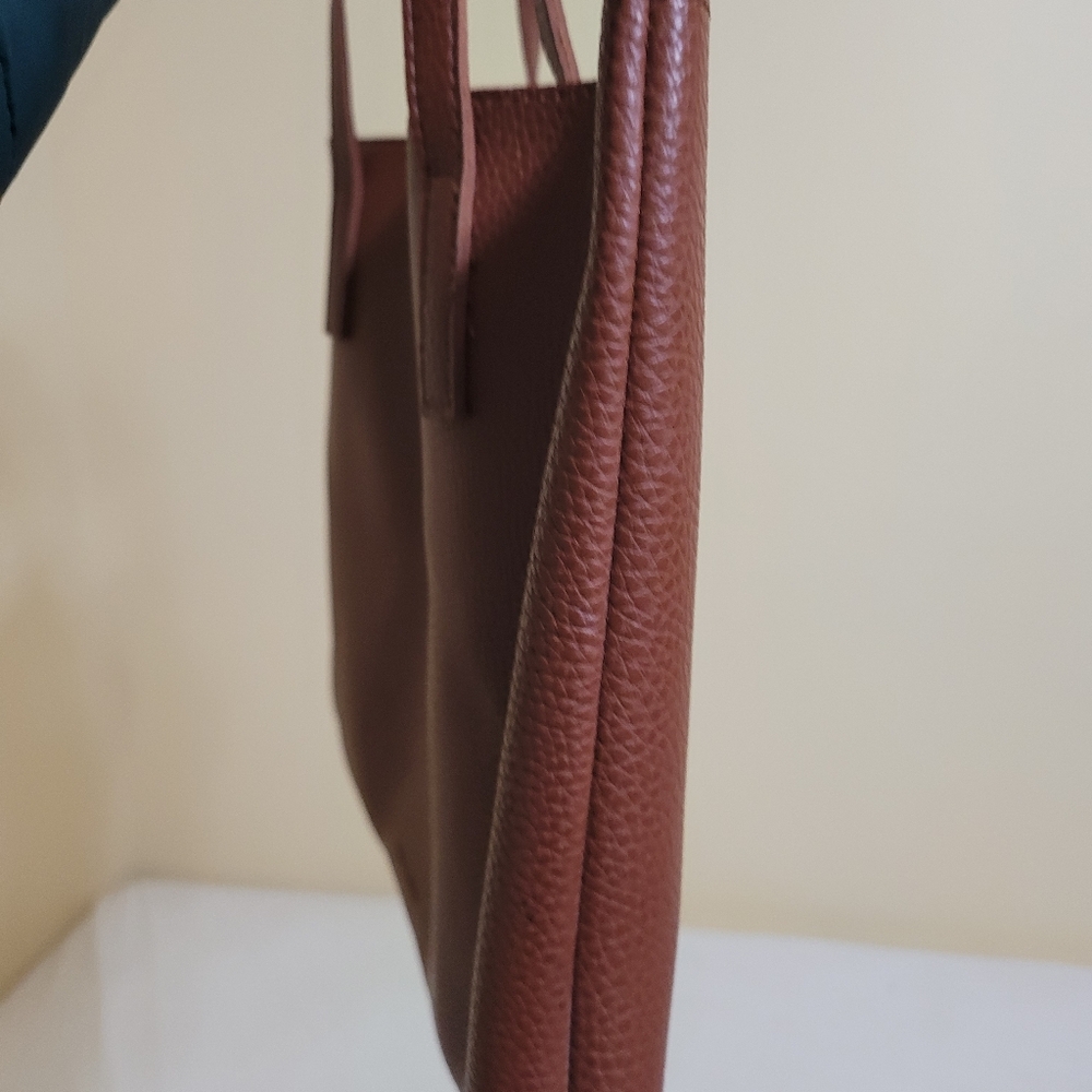 Shoulder bag. - Picture 5 of 8